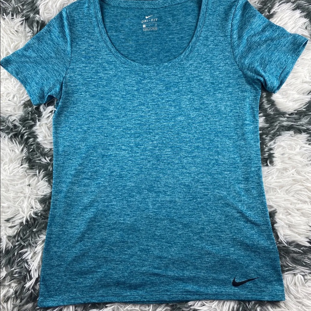 Nike Women's Athletic Top Size Small Teal Short Sleeve - Picture 2 of 12